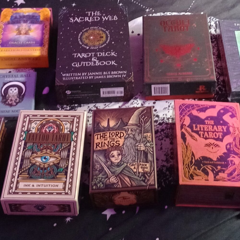 TAROT CARD SETS